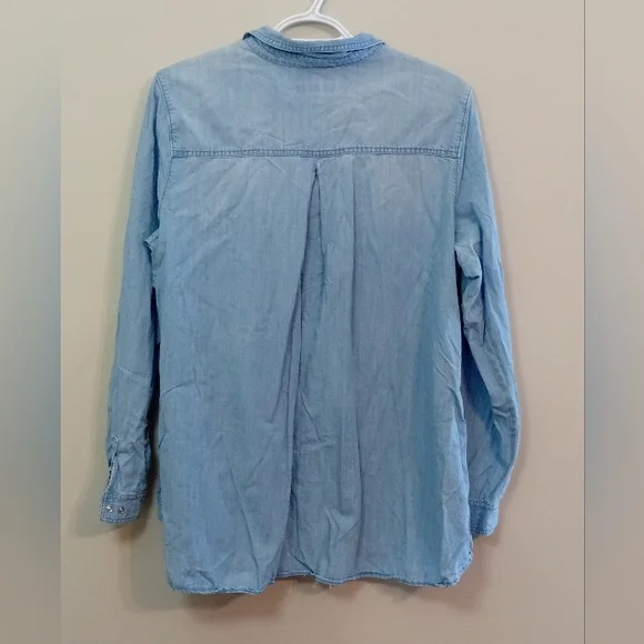 Old Navy Light Blue Casual Button Down Shirt - Picture 3 of 7